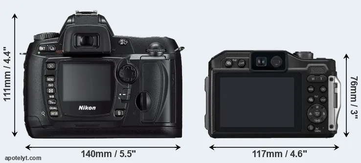 Comparison D70s or FT7 rear