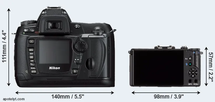 Comparison D70s or Pentax Q rear