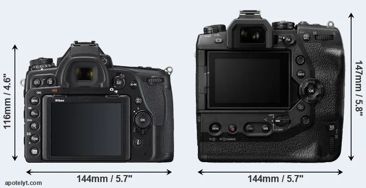 Comparison D780 or E-M1X rear