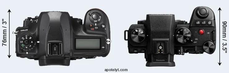 Compare D780 versus S5 II top