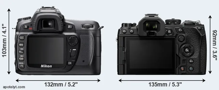Comparison D80 or OM-1 II rear