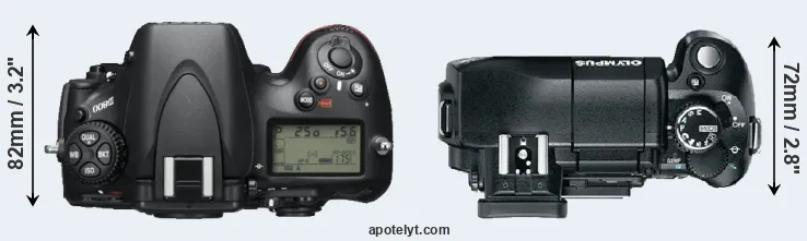 Compare D800 versus E-330 top