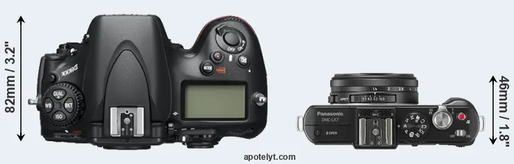Compare D800E versus LX7 top