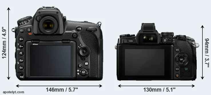 Comparison D850 or E-M1 rear