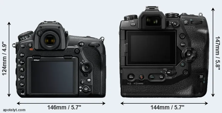Comparison D850 or E-M1X rear