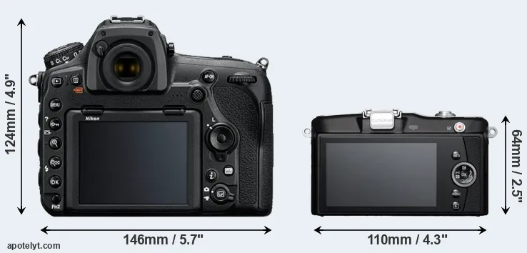 Comparison D850 or E-PM1 rear