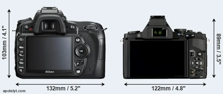 Comparison D90 or E-M5 rear