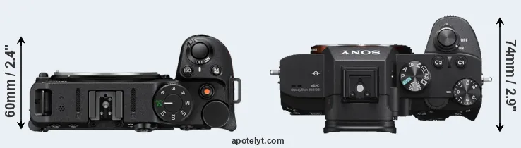 Compare Z30 versus A7 III top