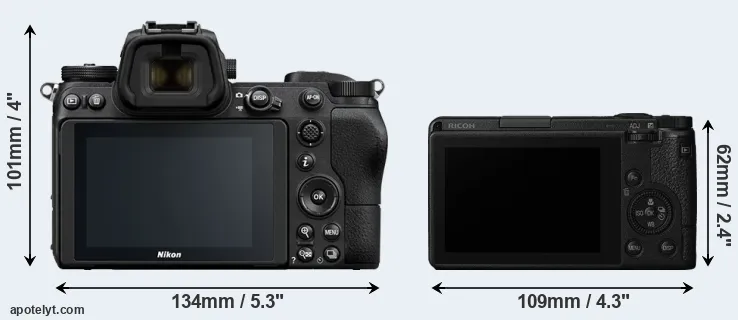 Comparison Z6 or GR III rear