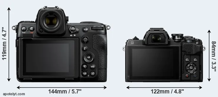 Comparison Z8 or E-M10 IV rear