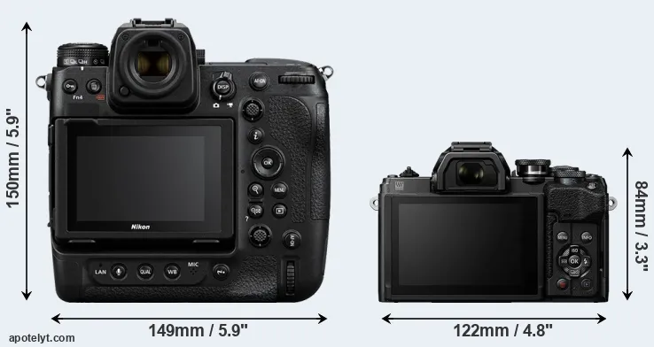 Comparison Z9 or E-M10 IV rear