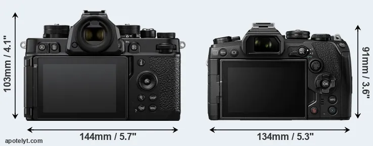 Comparison Zf or E-M1 III rear