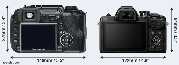 Comparison E-330 or E-M10 IV rear