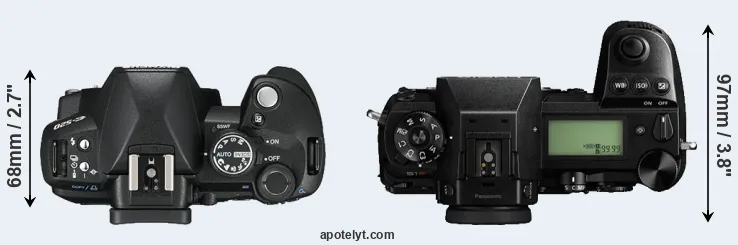 Compare E-520 versus S1R top