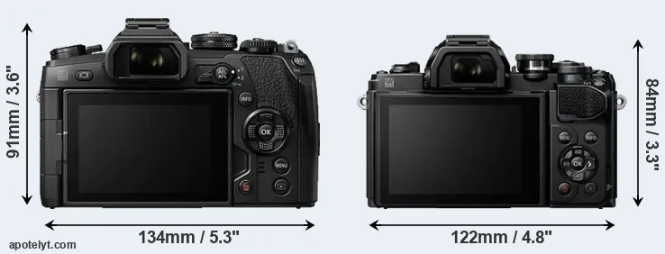 Comparison E-M1 II or E-M10 III rear