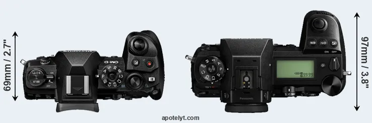 Compare E-M1 III versus S1R top