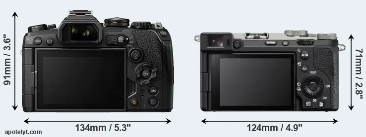 Comparison E-M1 III or A7C II rear