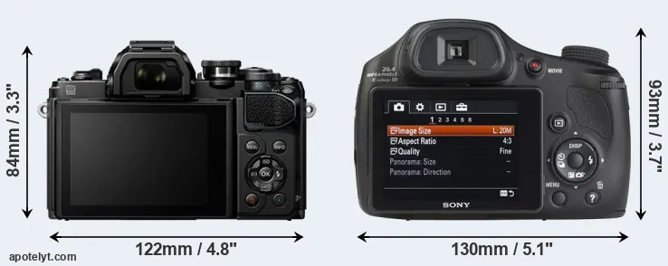 Comparison E-M10 III or HX350 rear