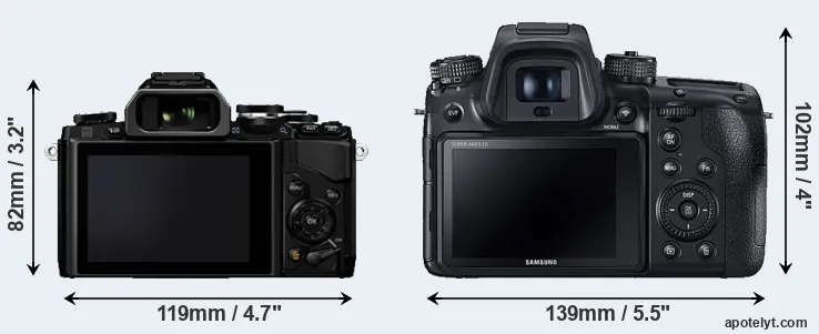 Comparison E-M10 or NX1 rear