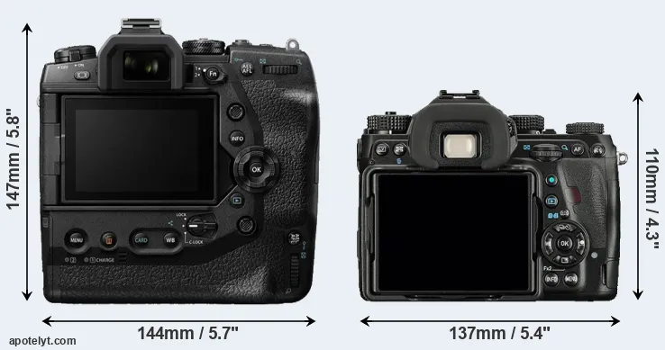 Comparison E-M1X or K-1 rear
