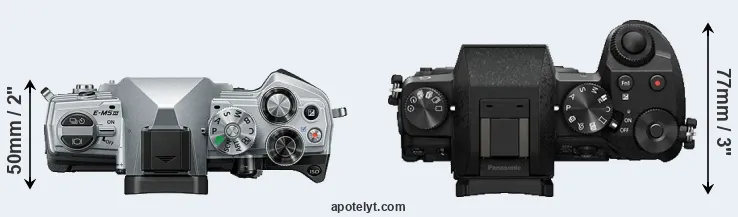 Compare E-M5 III versus G7 top