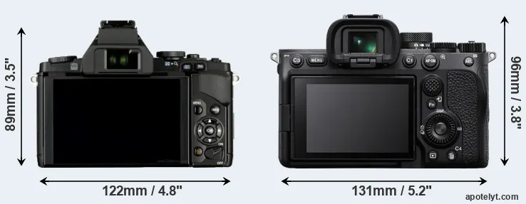 Comparison E-M5 or A7 IV rear