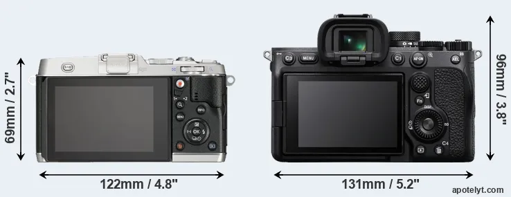 Comparison E-P5 or A7 IV rear