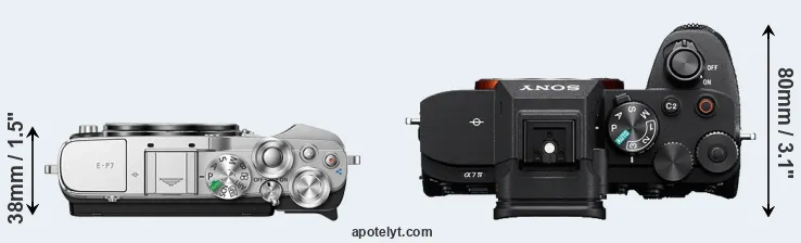 Compare E-P7 versus A7 IV top