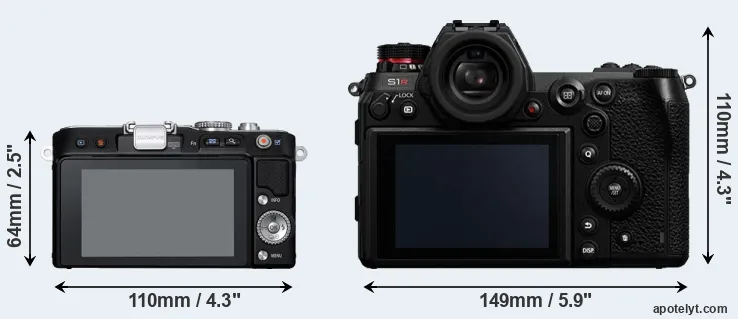 Comparison E-PL3 or S1R rear