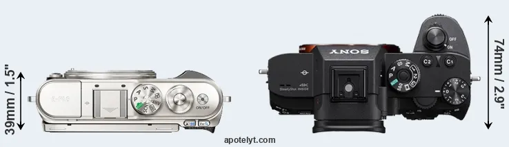 Compare E-PL9 versus A7R III top