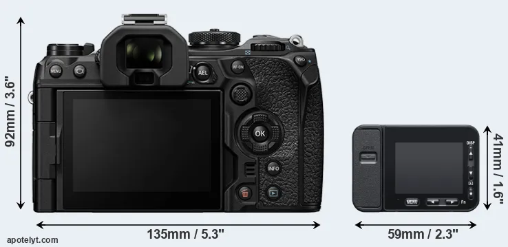 Comparison OM-1 II or RX0 II rear