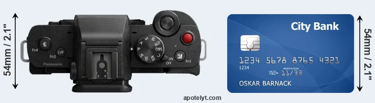 G100 versus credit card top view