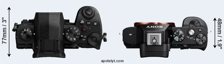 Compare G90 versus A7R top
