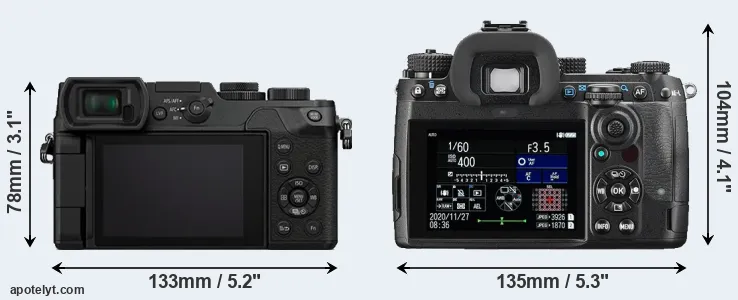 Comparison GX8 or K-3 III rear