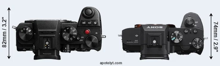 Compare S5 versus A7 III top