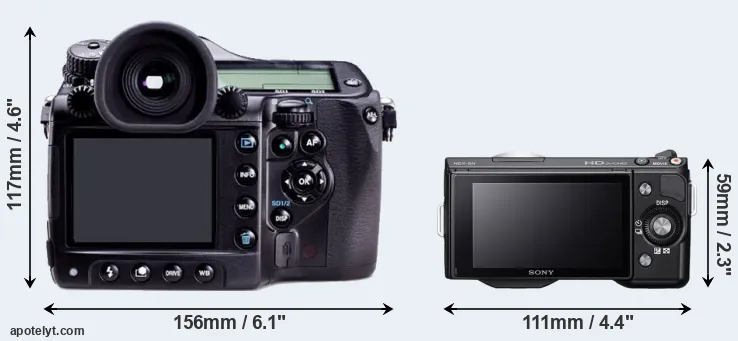 Comparison 645D or NEX-5N rear