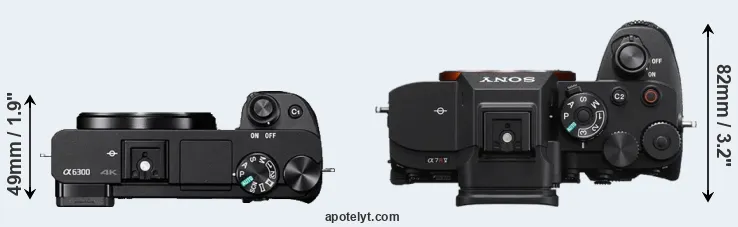 Compare A6300 versus A7R V top