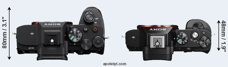 Compare A7 IV versus A7S top