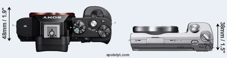 Compare A7R versus NEX-5 top